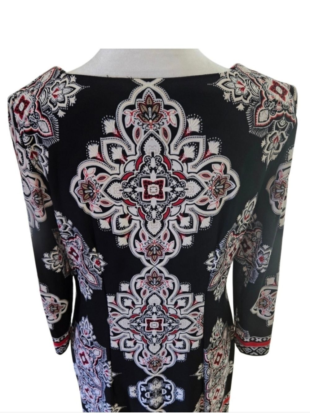 Studio One New York Black Red Cream 3/4 Sleeve Medallion Patterned Midi Dress - Picture 5 of 17